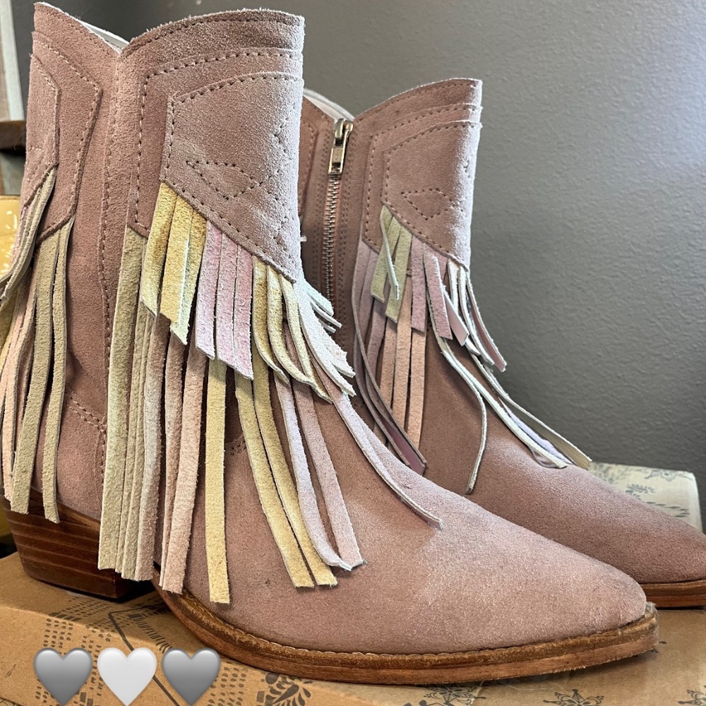 NIB FREE PEOPLE Lawless Fringe Western Boots- Pink Multi Sz 39.5 - Picture 5 of 7